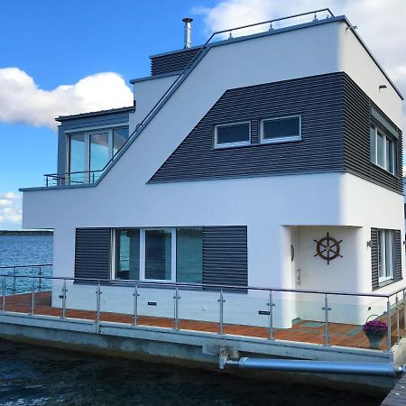 Villa Schwimmendes Haus Robby II Bitterfeld-Wolfen Esterno foto